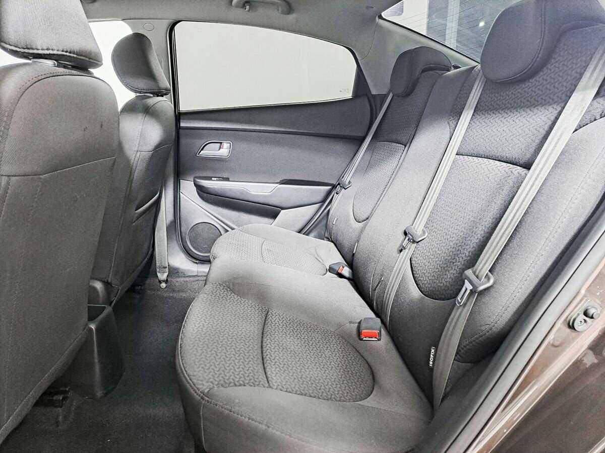 Б/У Киа Рио 2015 года. Фото: #8