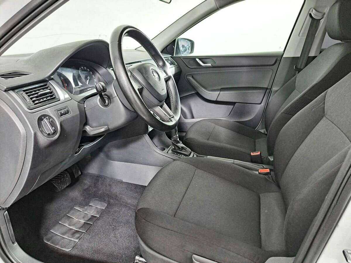 Б/У Шкода Рапид 2017 года. Фото: #15