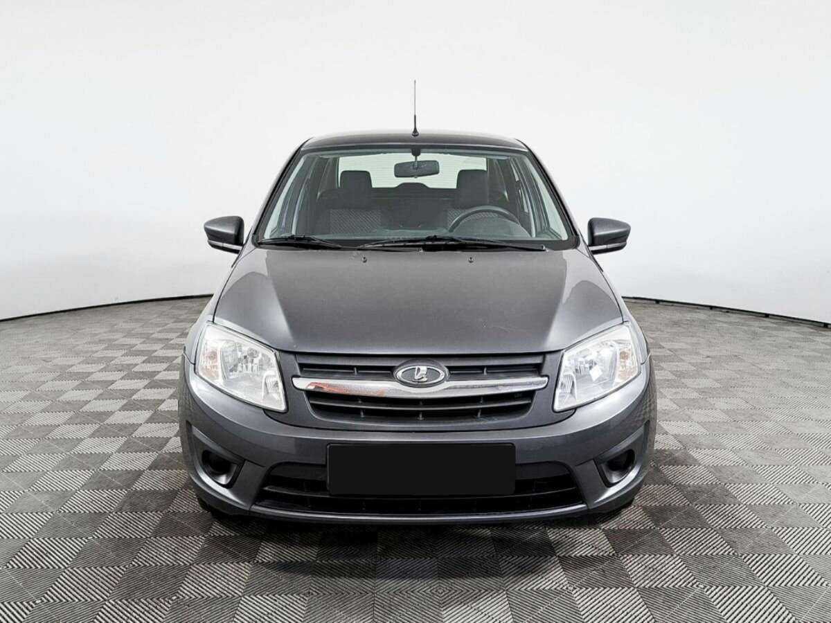 Б/У Лада (ВАЗ) Гранта 2017 года. Фото: #1