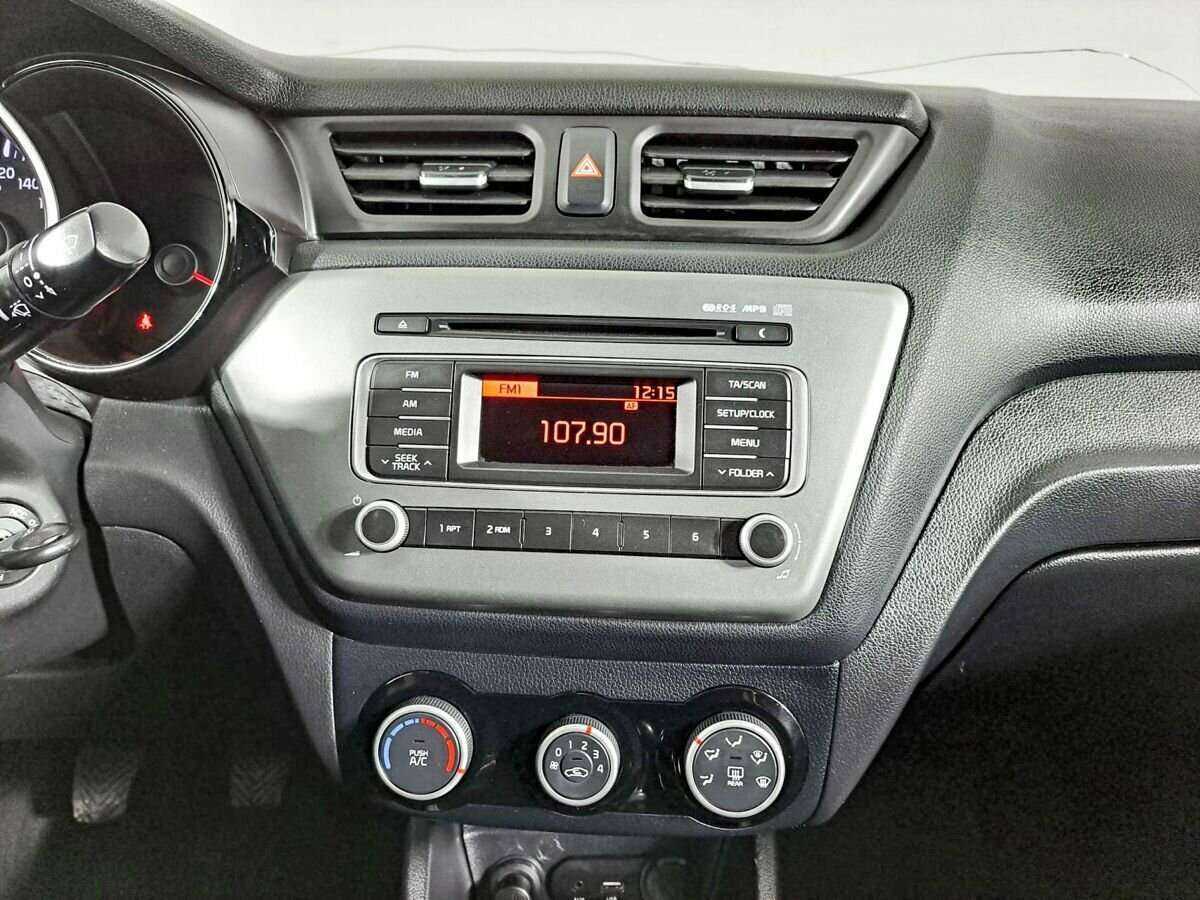 Б/У Киа Рио 2016 года. Фото: #12