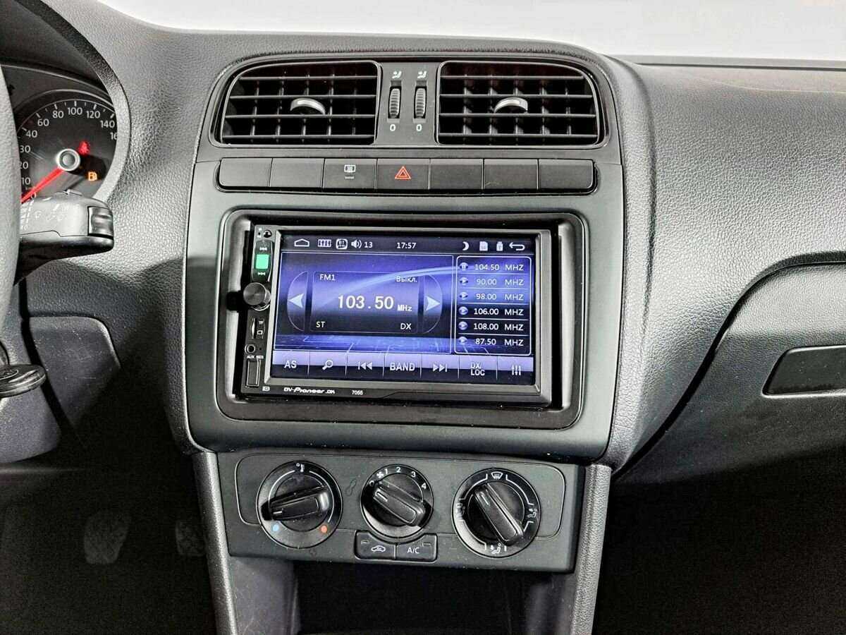 Б/У Фольксваген Поло 2018 года. Фото: #11