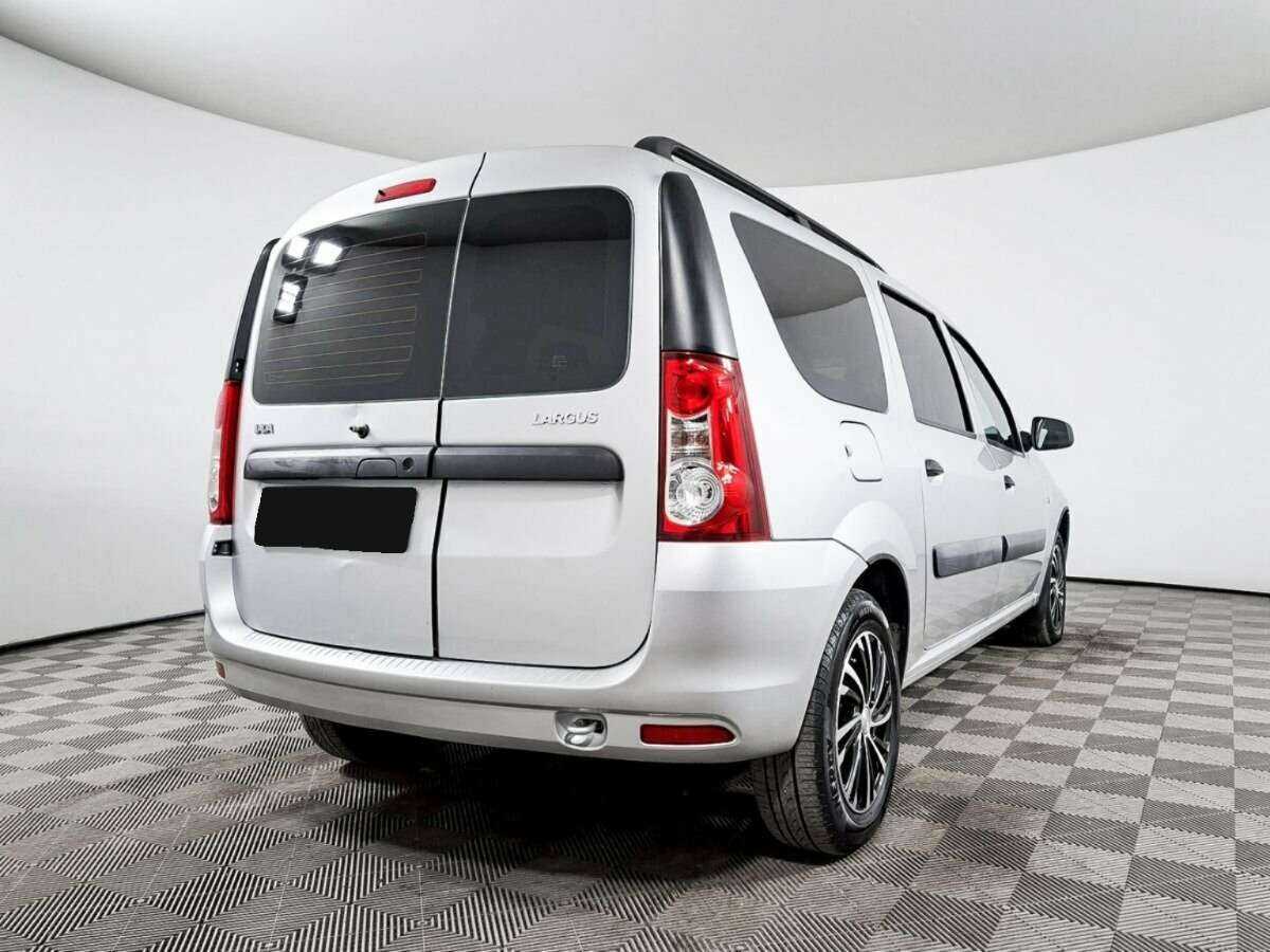 Б/У Лада (ВАЗ) Ларгус 2019 года. Фото: #4