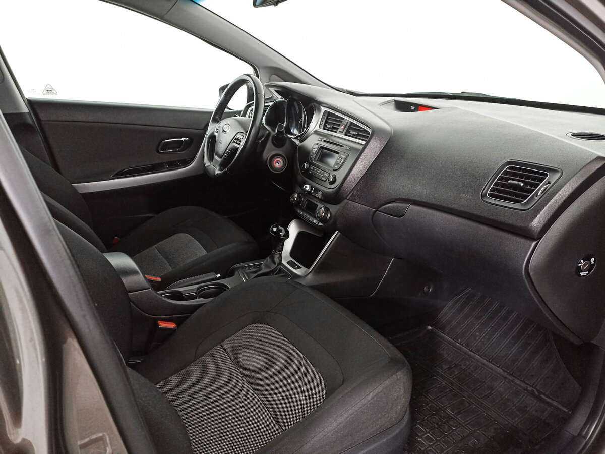 Б/У Киа Сид 2018 года. Фото: #8