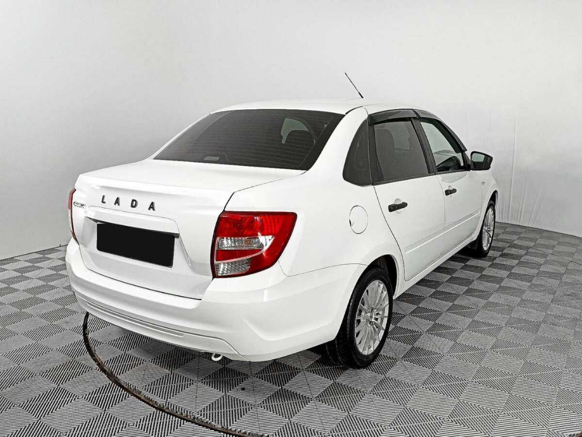 Б/У Лада (ВАЗ) Гранта 2020 года. Фото: #3