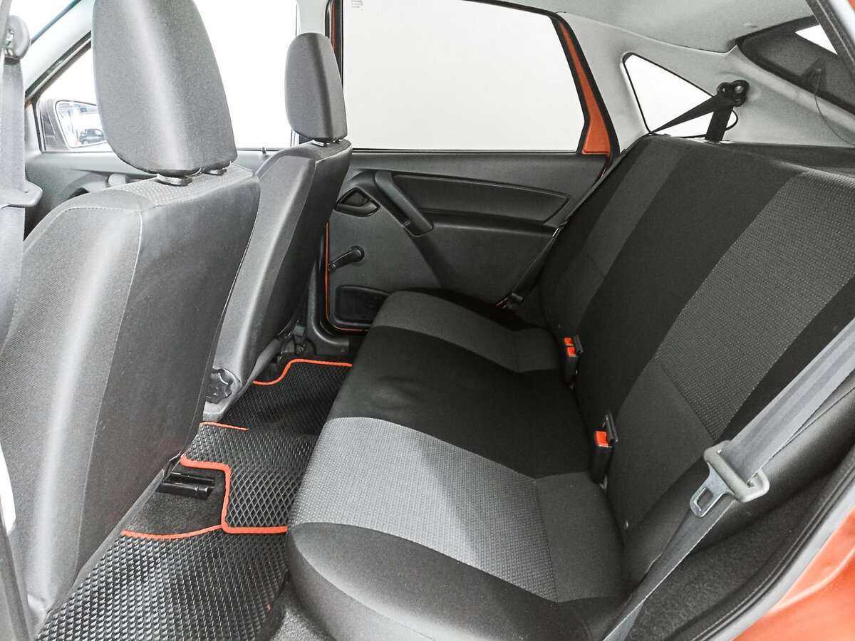 Б/У Лада (ВАЗ) Гранта 2015 года. Фото: #9