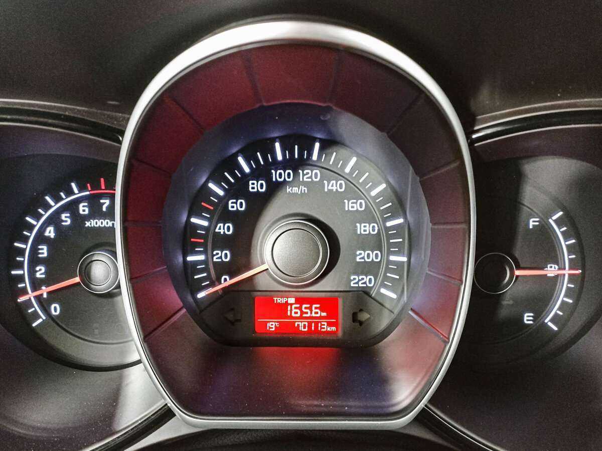 Б/У Киа Рио 2016 года. Фото: #10