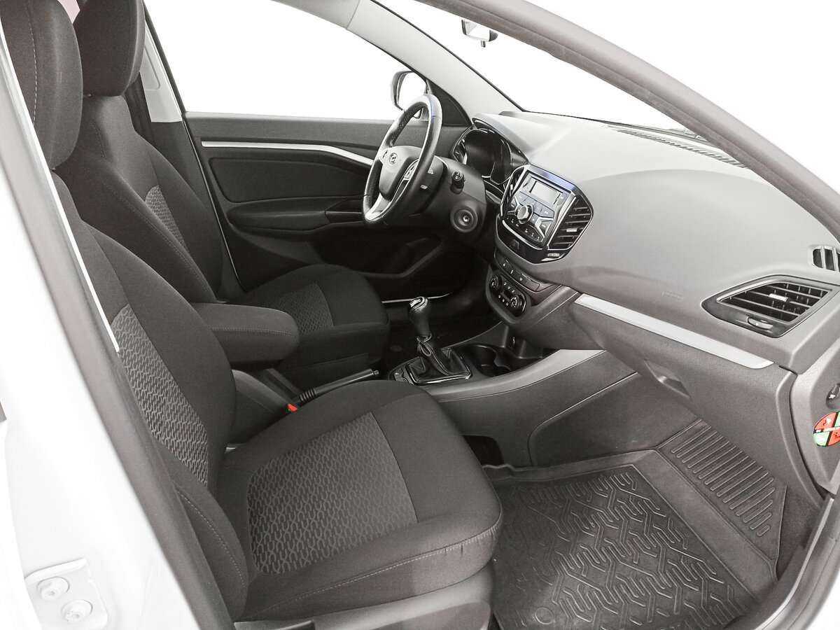 Б/У Лада (ВАЗ) Веста 2020 года. Фото: #8