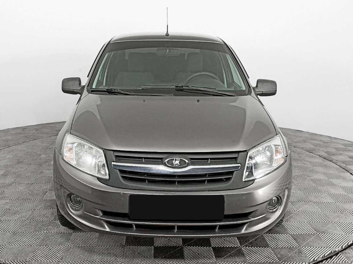 Б/У Лада (ВАЗ) Гранта 2014 года. Фото: #1