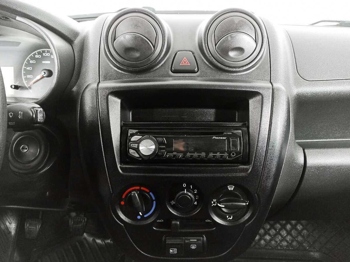 Б/У Лада (ВАЗ) Гранта 2014 года. Фото: #10