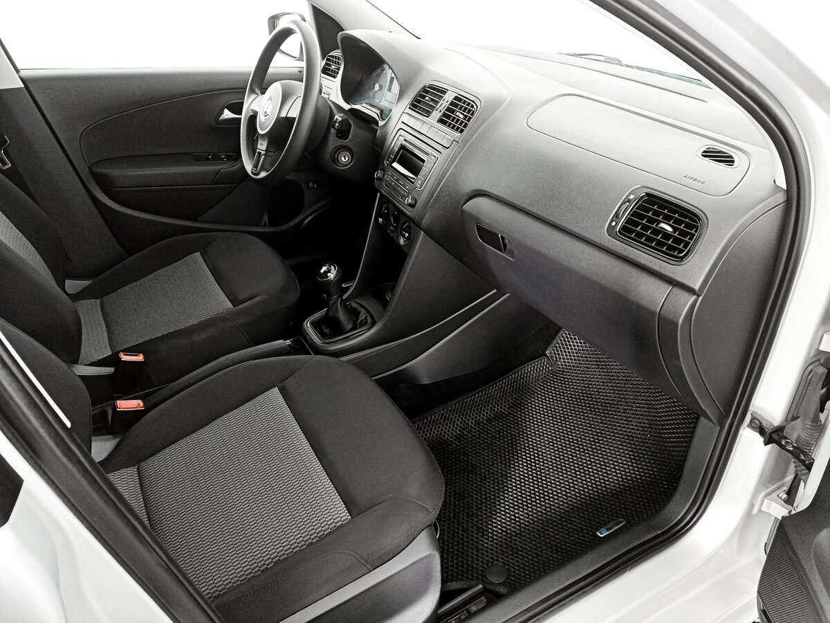 Б/У Фольксваген Поло 2013 года. Фото: #10