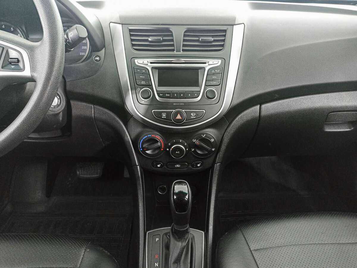 Б/У Хендай Солярис 2016 года. Фото: #12