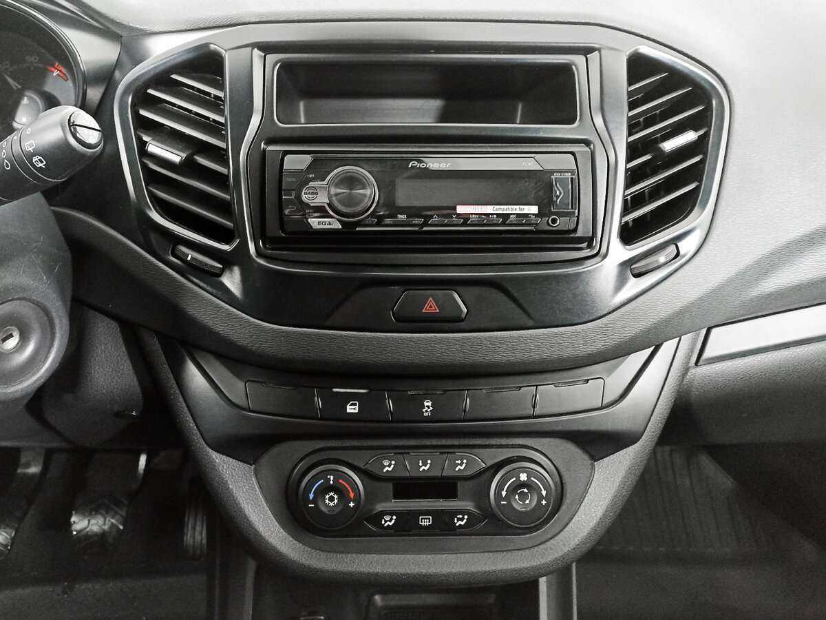 Б/У Лада (ВАЗ) Веста 2019 года. Фото: #10