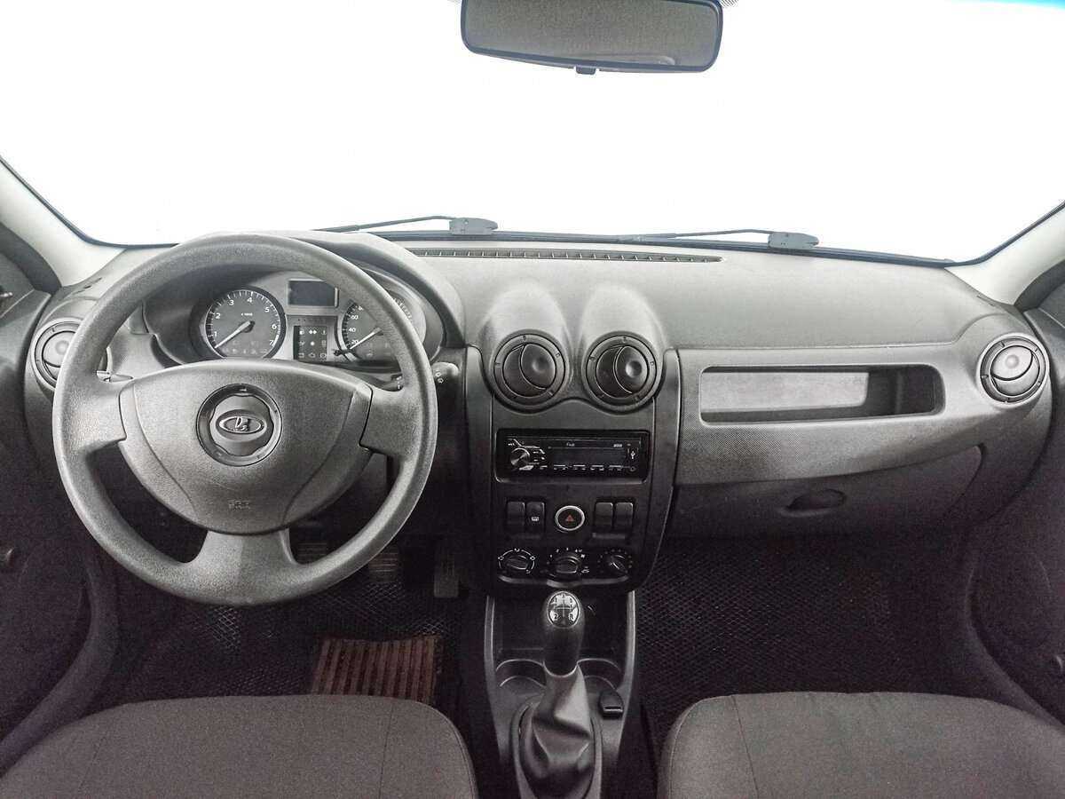 Б/У Лада (ВАЗ) Ларгус 2017 года. Фото: #11