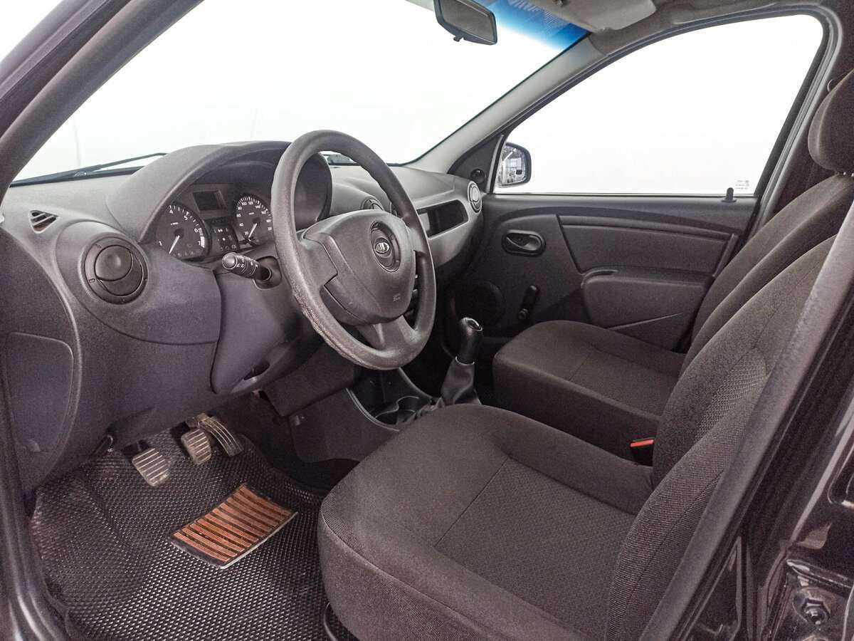 Б/У Лада (ВАЗ) Ларгус 2017 года. Фото: #13