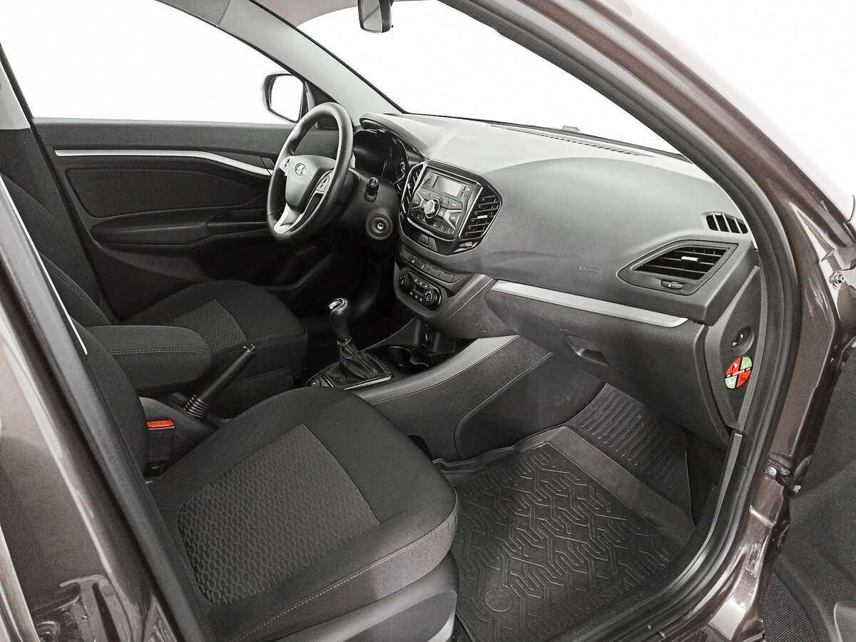 Б/У Лада (ВАЗ) Веста 2021 года. Фото: #8