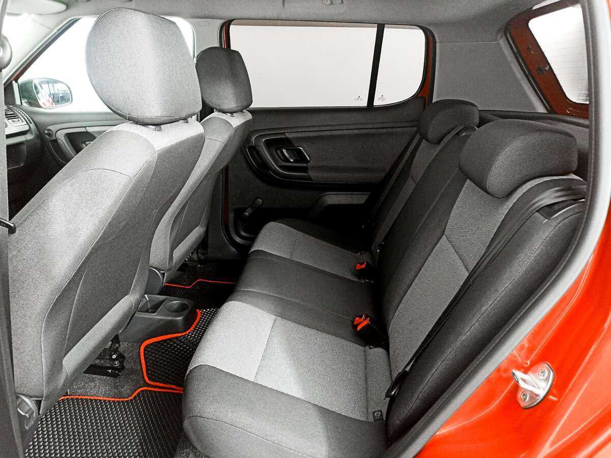 Б/У Шкода Фабия 2012 года. Фото: #8