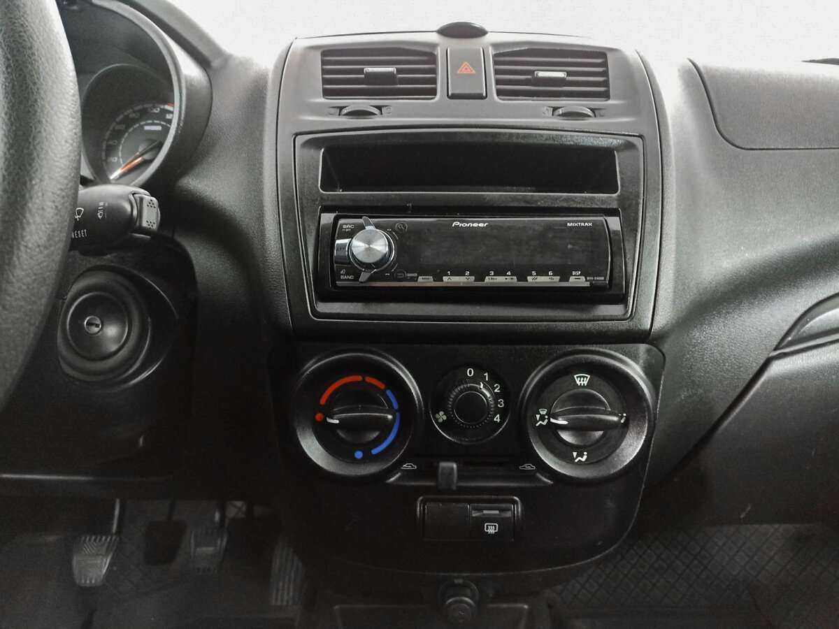 Б/У Лада (ВАЗ) Калина 2014 года. Фото: #12