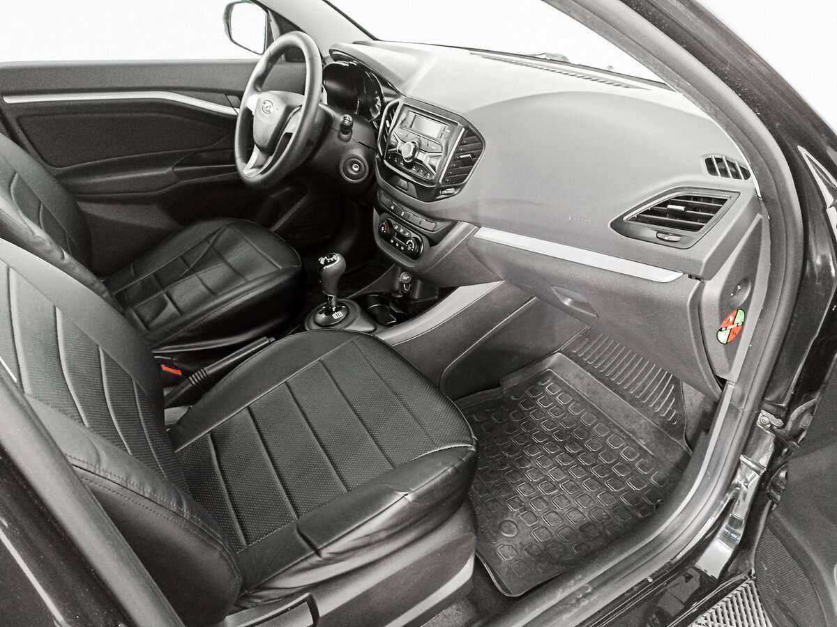 Б/У Лада (ВАЗ) Веста 2015 года. Фото: #7