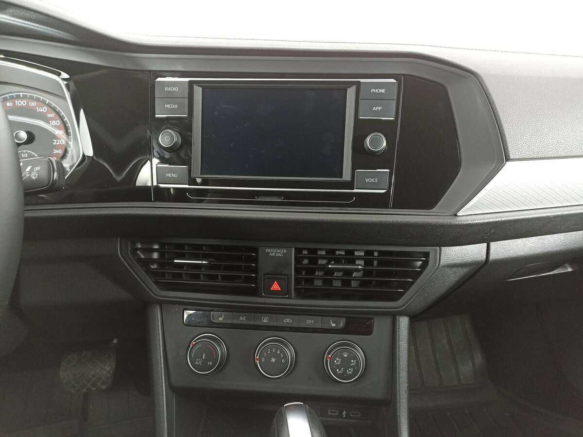 Б/У Фольксваген Джетта 2020 года. Фото: #12