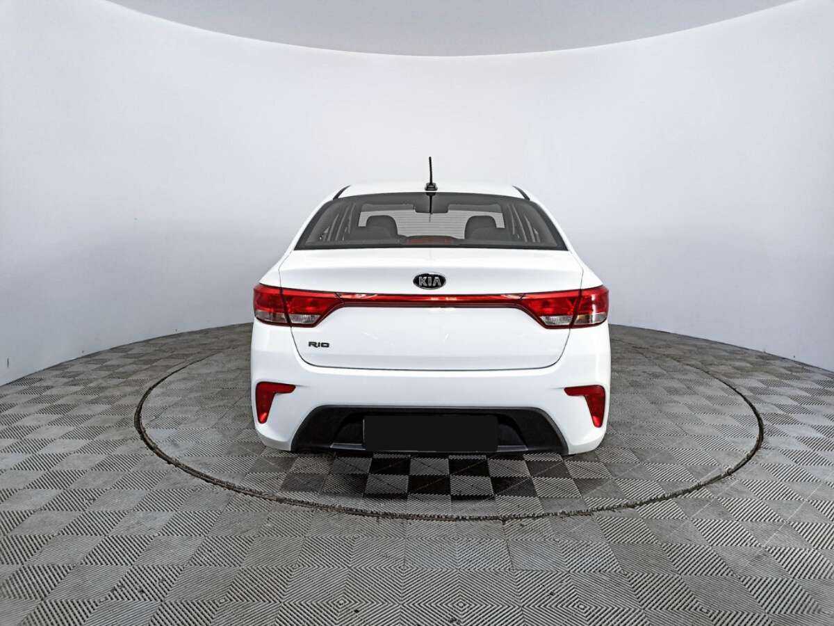 Б/У Киа Рио 2018 года. Фото: #5