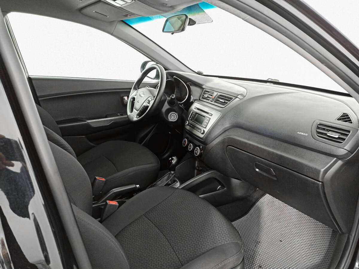 Б/У Киа Рио 2017 года. Фото: #6