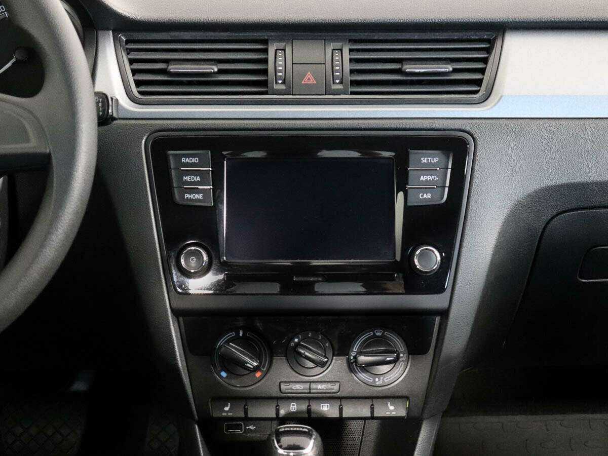 Б/У Шкода Рапид 2019 года. Фото: #11