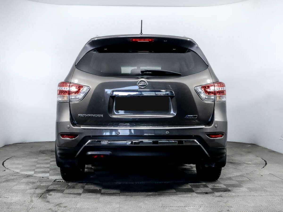 Б/У Ниссан Патфайндер 2014 года. Фото: #4