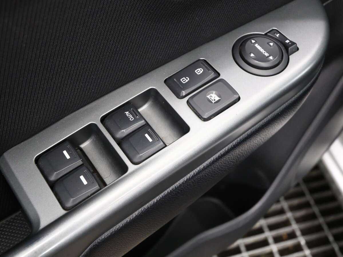 Б/У Киа Рио 2015 года. Фото: #5