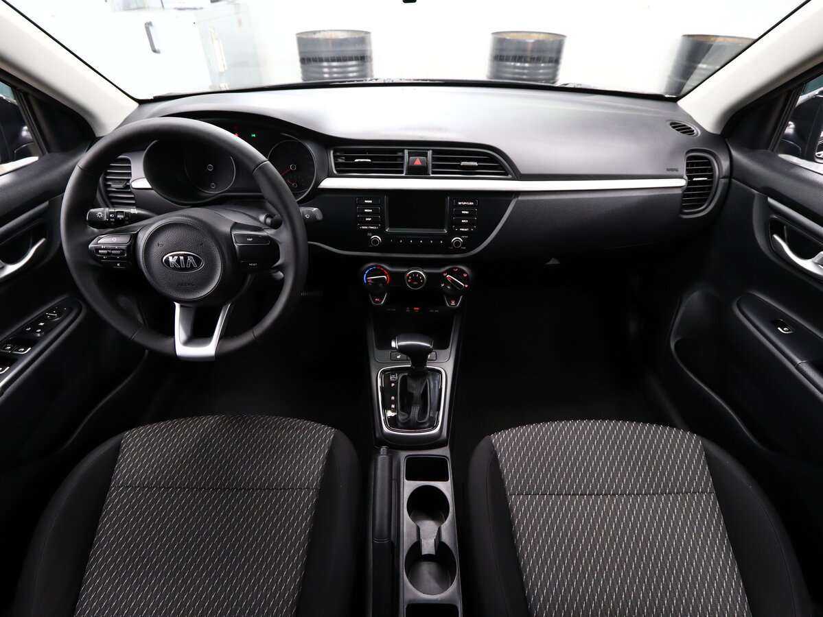 Б/У Киа Рио 2017 года. Фото: #17