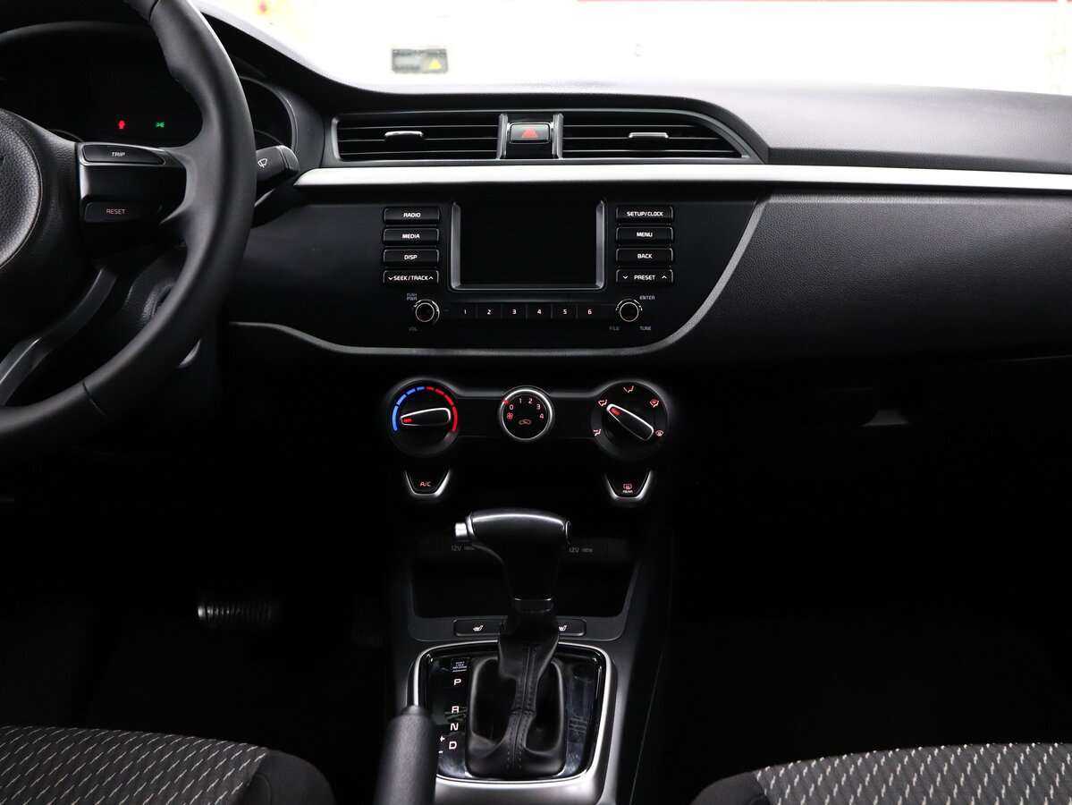 Б/У Киа Рио 2017 года. Фото: #20