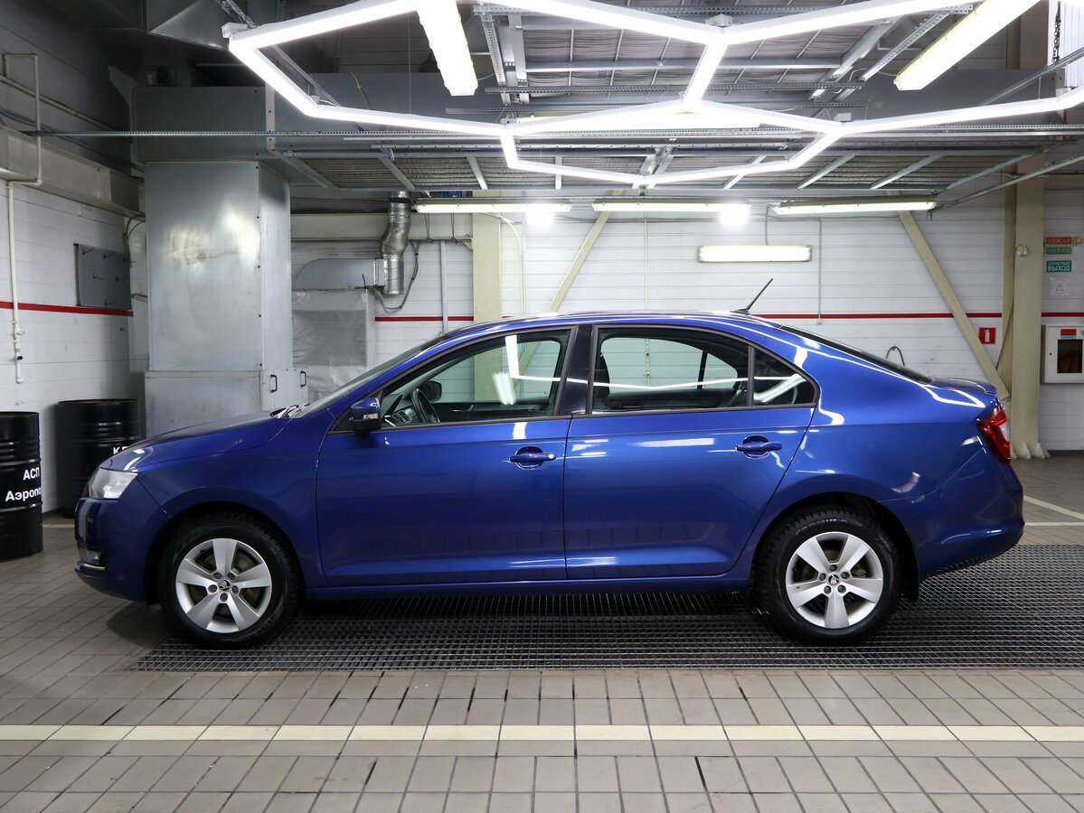 Б/У Шкода Рапид 2018 года. Фото: #2