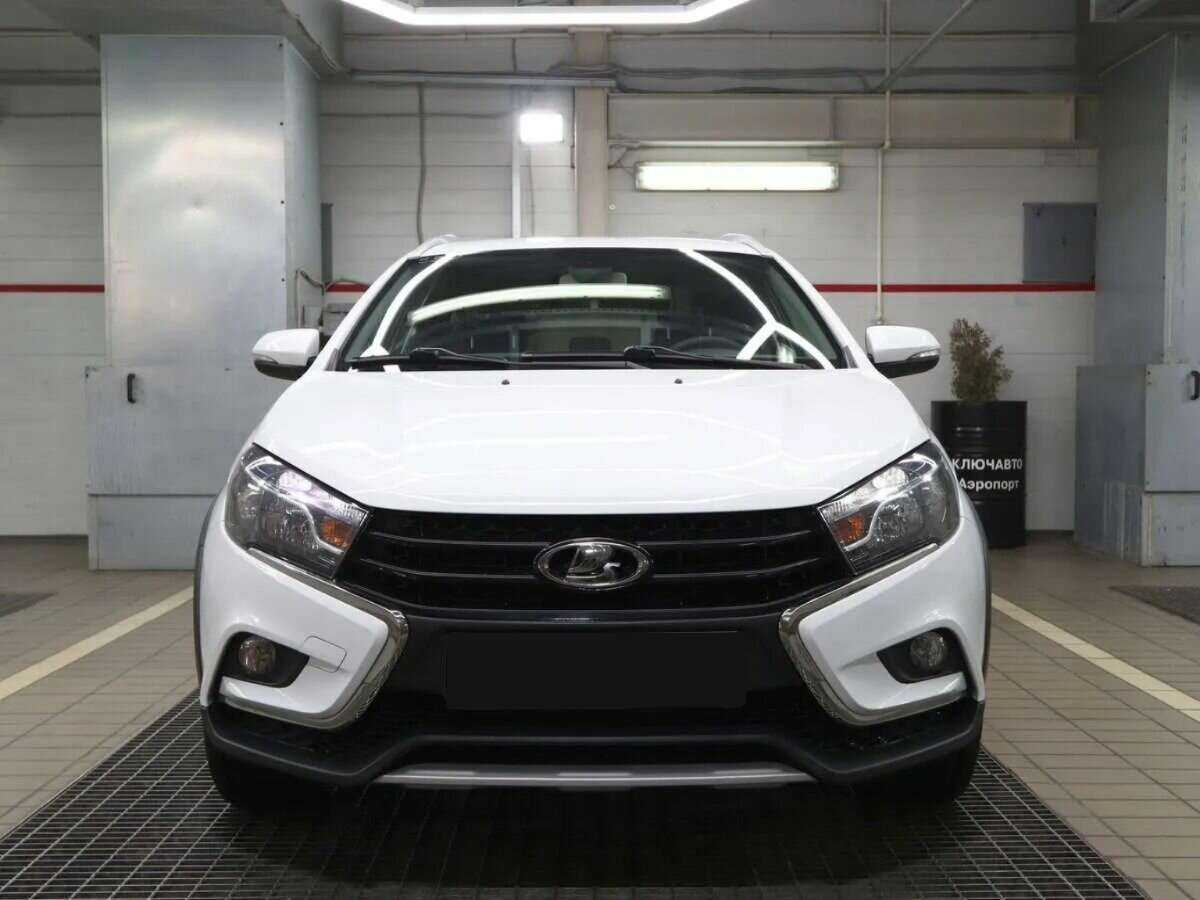 Б/У Лада (ВАЗ) Веста 2018 года. Фото: #1