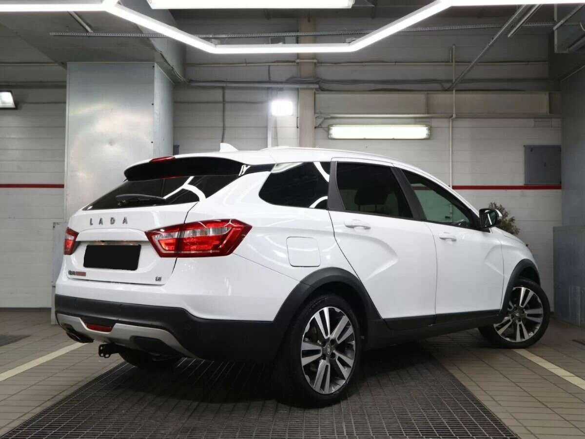Б/У Лада (ВАЗ) Веста 2018 года. Фото: #2