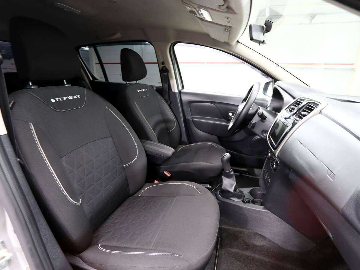 Б/У Рено Сандеро 2020 года. Фото: #8