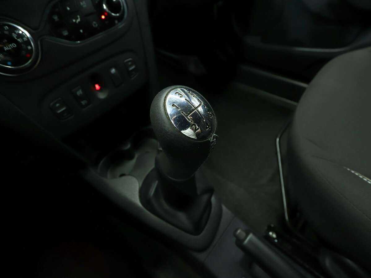 Б/У Рено Сандеро 2020 года. Фото: #17