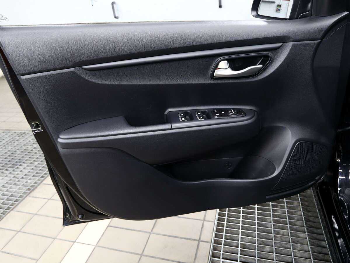 Б/У Киа Рио 2020 года. Фото: #14