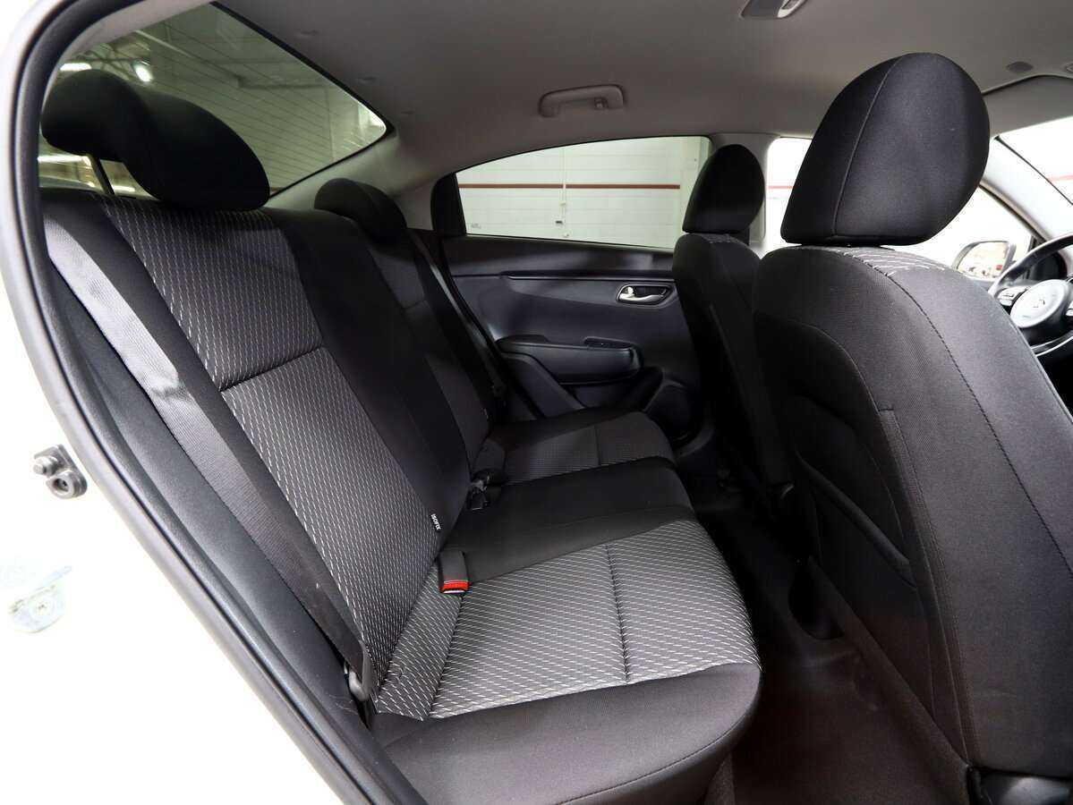 Б/У Киа Рио 2019 года. Фото: #19