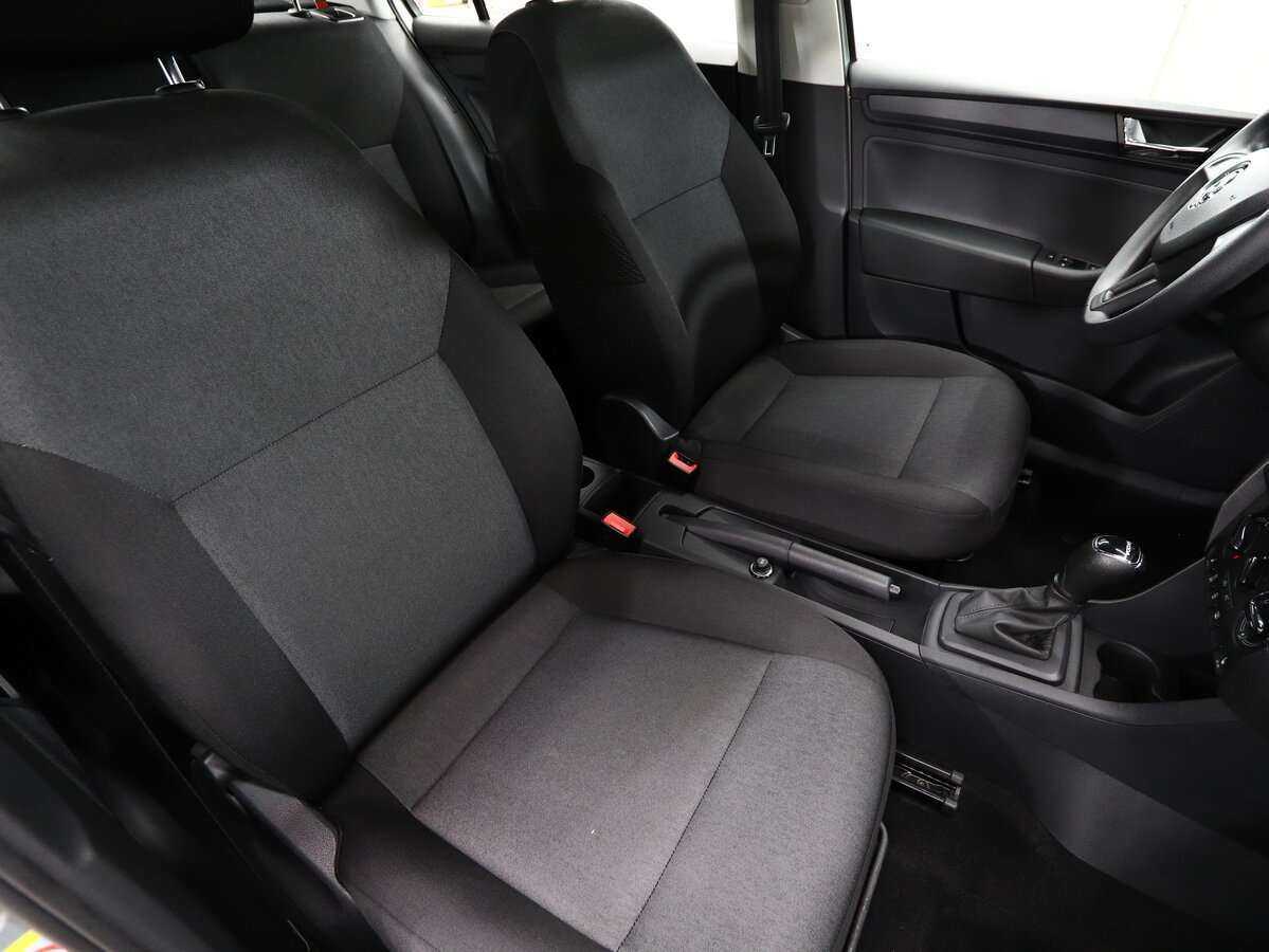 Б/У Шкода Рапид 2018 года. Фото: #5