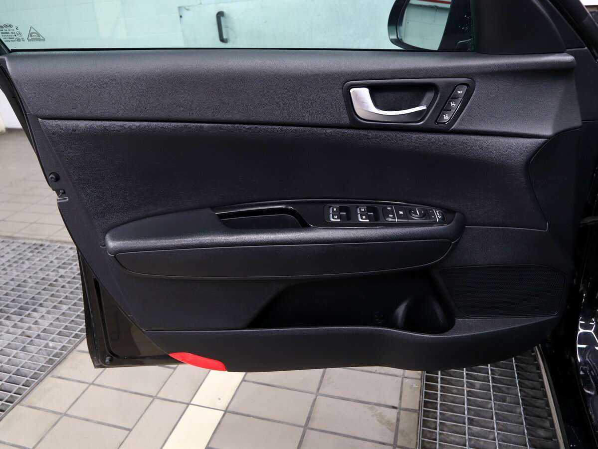 Б/У Киа Оптима 2018 года. Фото: #13