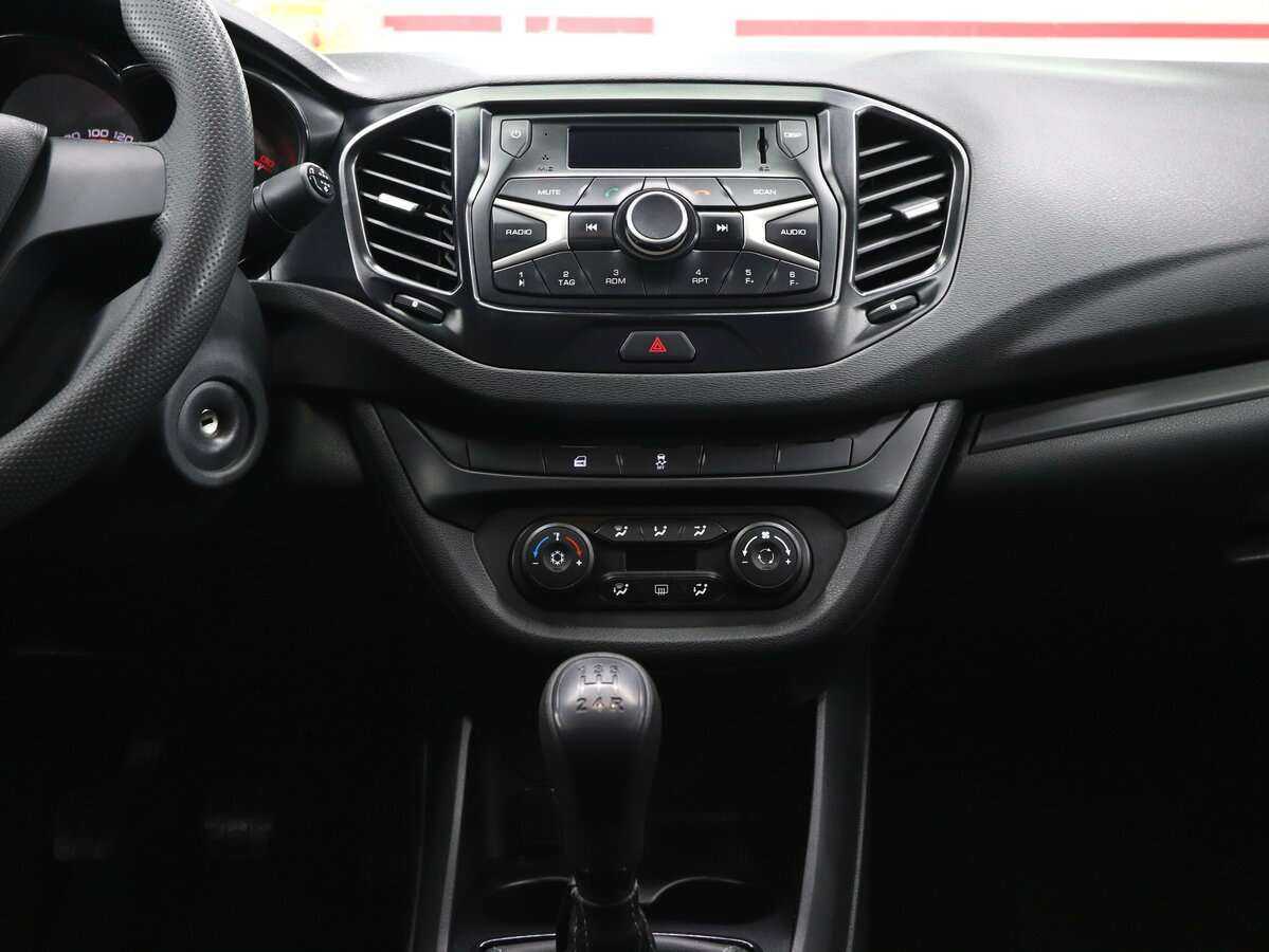 Б/У Лада (ВАЗ) Веста 2020 года. Фото: #16