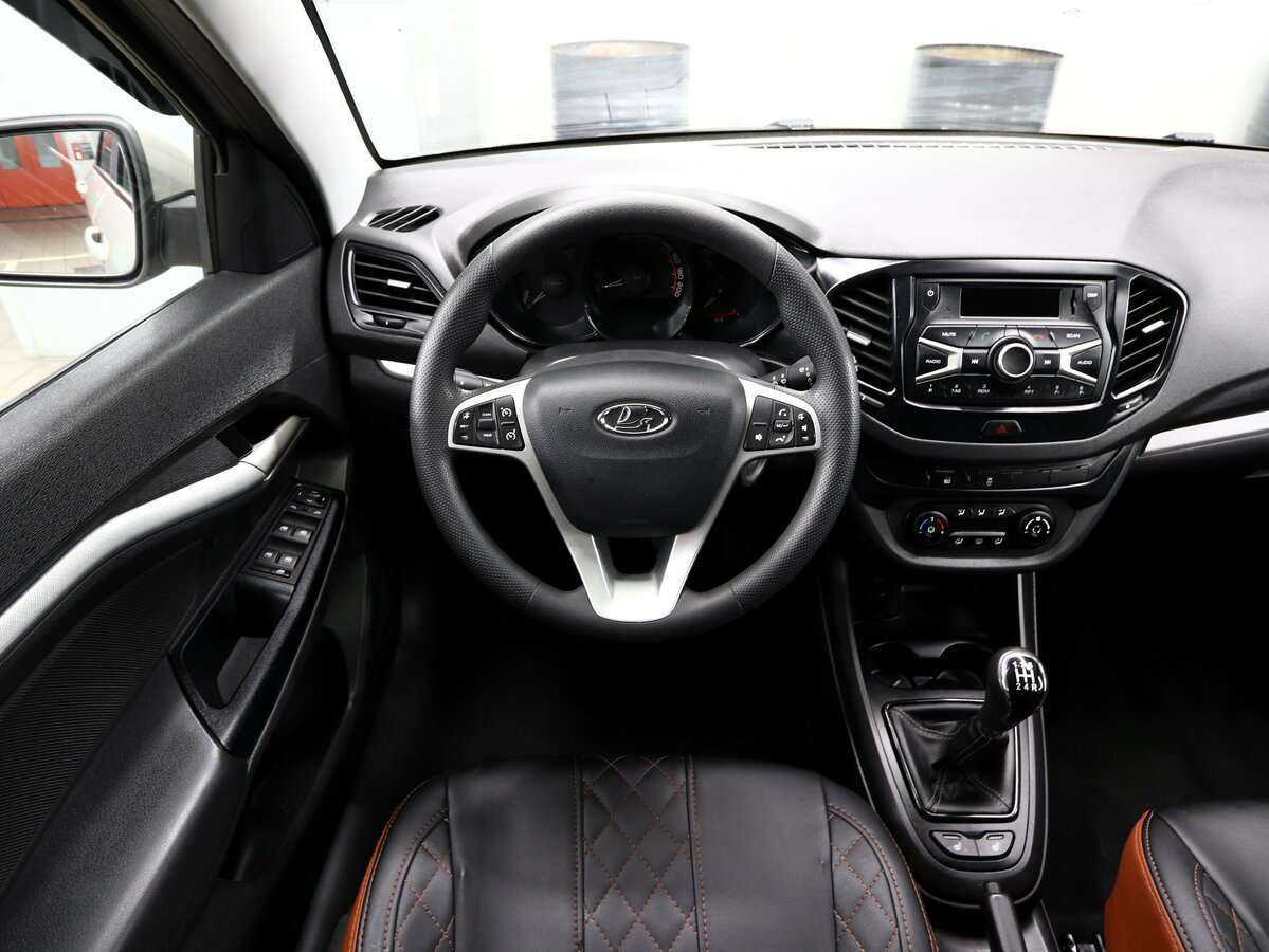 Б/У Лада (ВАЗ) Веста 2020 года. Фото: #10