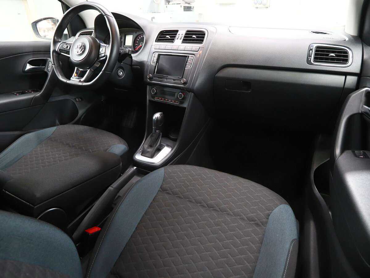 Б/У Фольксваген Поло 2019 года. Фото: #13