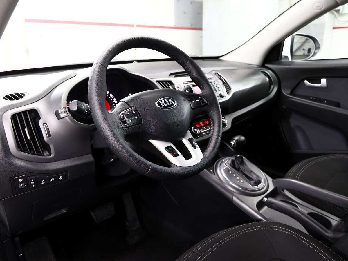 Б/У Киа Спортейдж 2013 года. Фото: #6