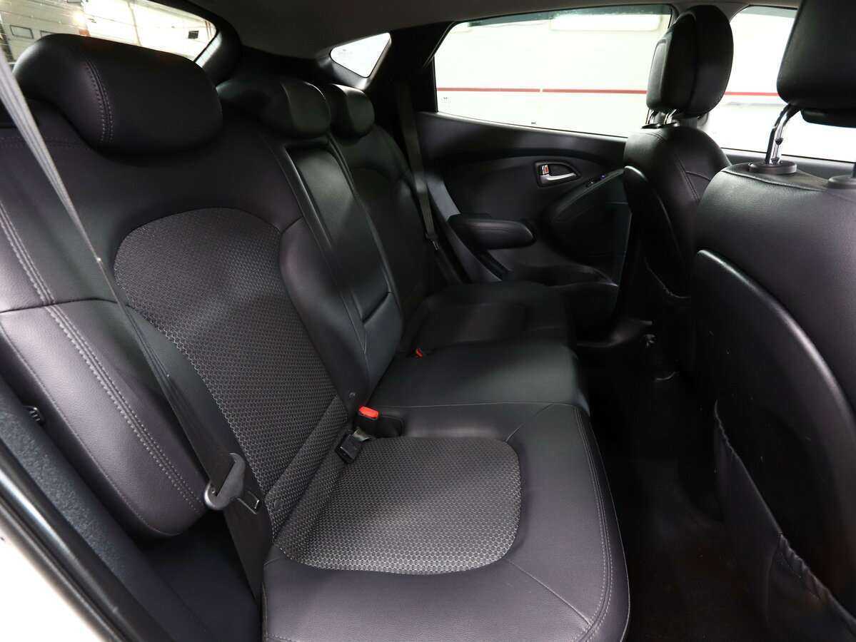 Б/У Хендай ай-икс35 2012 года. Фото: #14