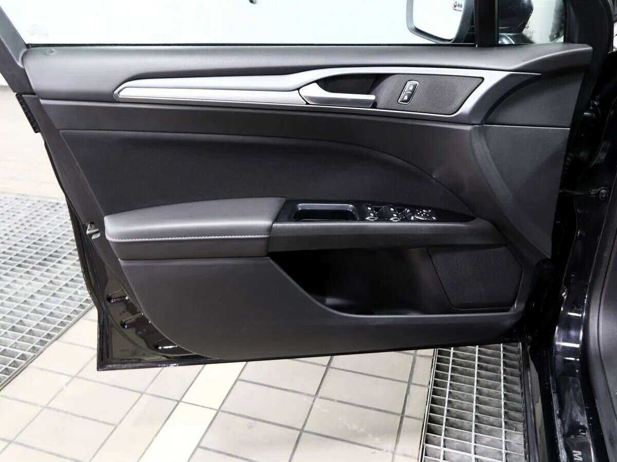 Б/У Форд Мондео 2015 года. Фото: #13