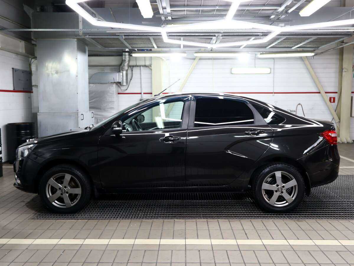 Б/У Лада (ВАЗ) Веста 2015 года. Фото: #4