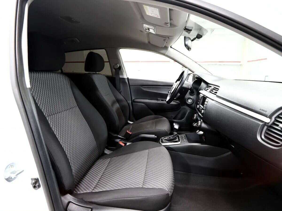 Б/У Киа Рио 2018 года. Фото: #9