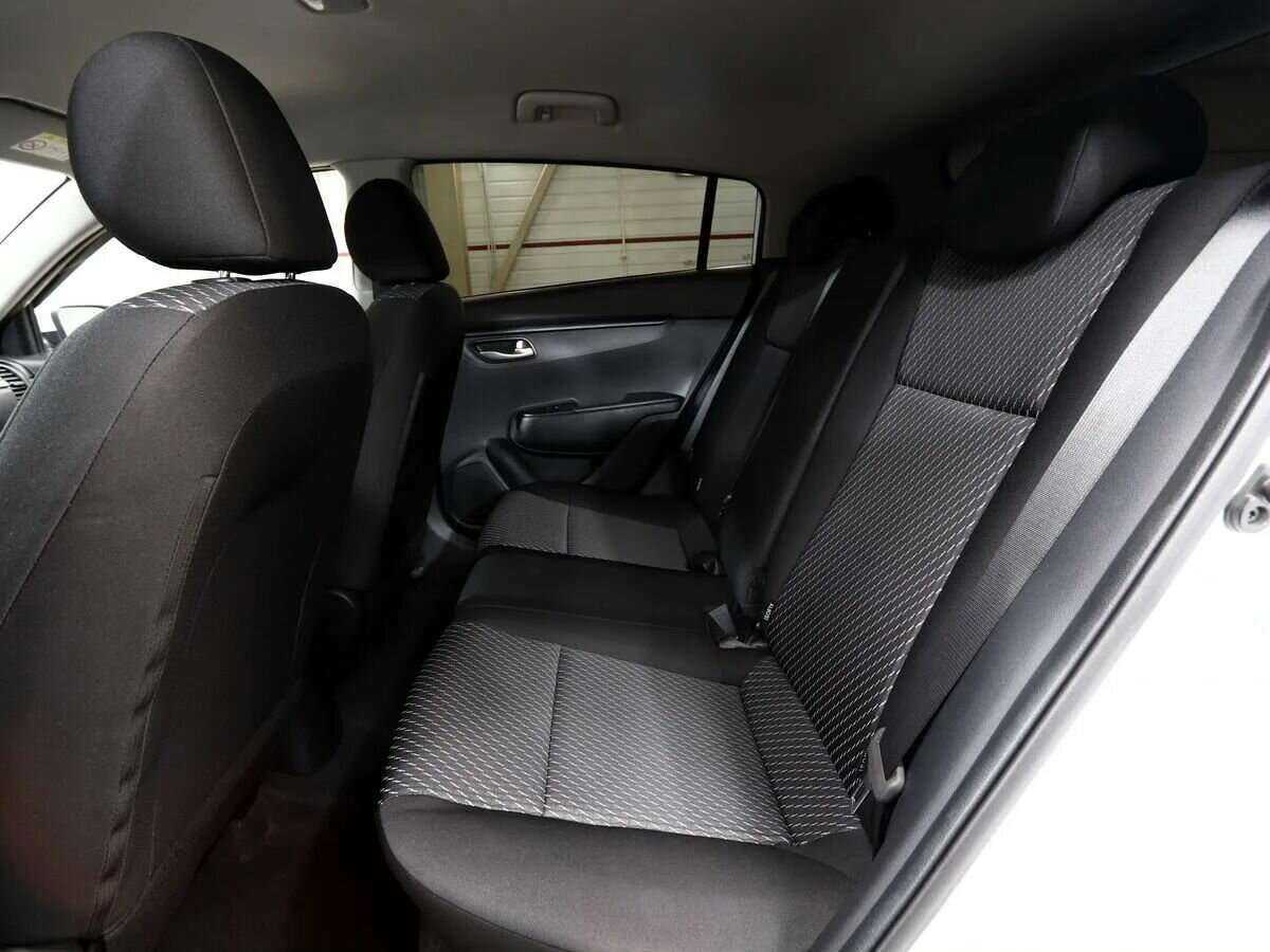 Б/У Киа Рио 2018 года. Фото: #17