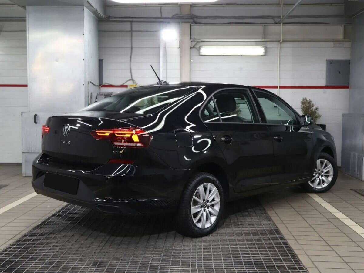 Б/У Фольксваген Поло 2021 года. Фото: #1