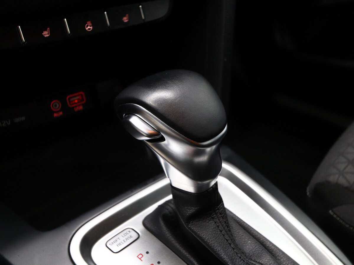 Б/У Киа Сид 2018 года. Фото: #7